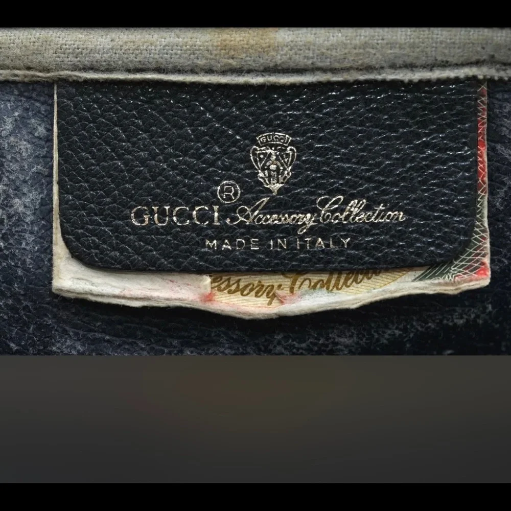 Vintage authentic Gucci purse - Picture 9 of 16